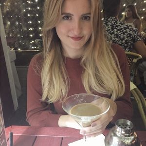 Meet your Posher, Nicole